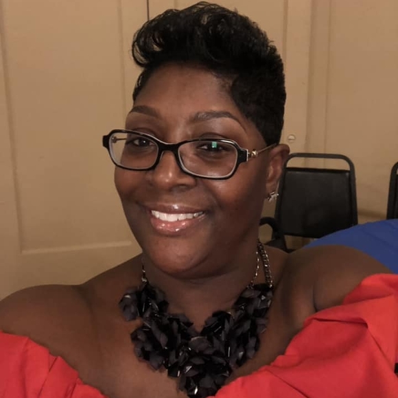 Meet your Posher, Marcie - Picture 1 of 1